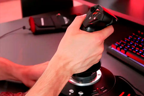 Thrustmaster